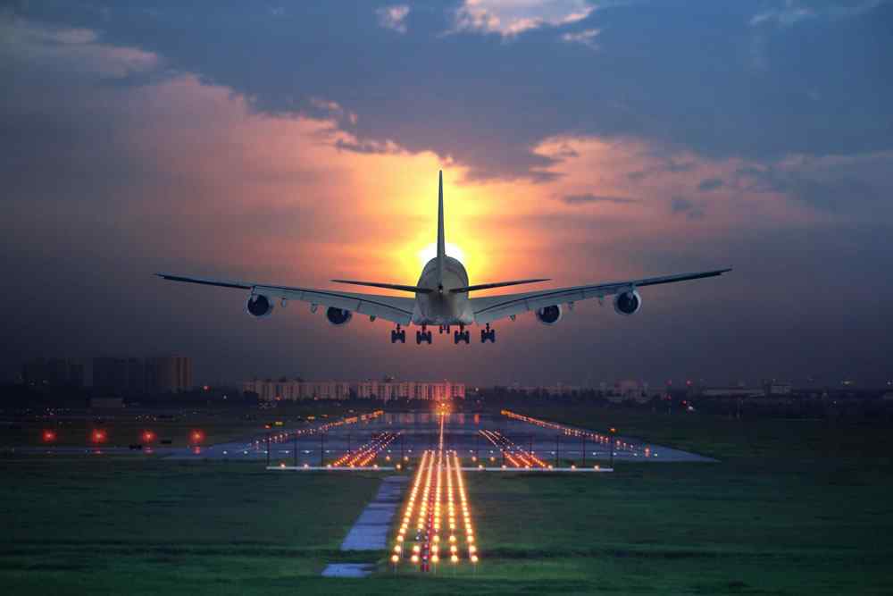 https://cargotrans.si/wp-content/uploads/2015/09/shutterstock_1356599871.jpg
